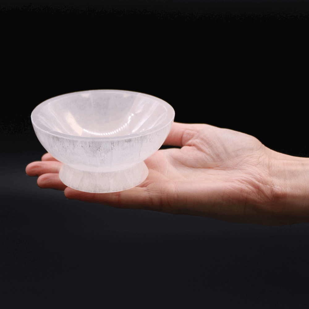 Schale aus Selenit (10 cm) – Energetische Reinigung