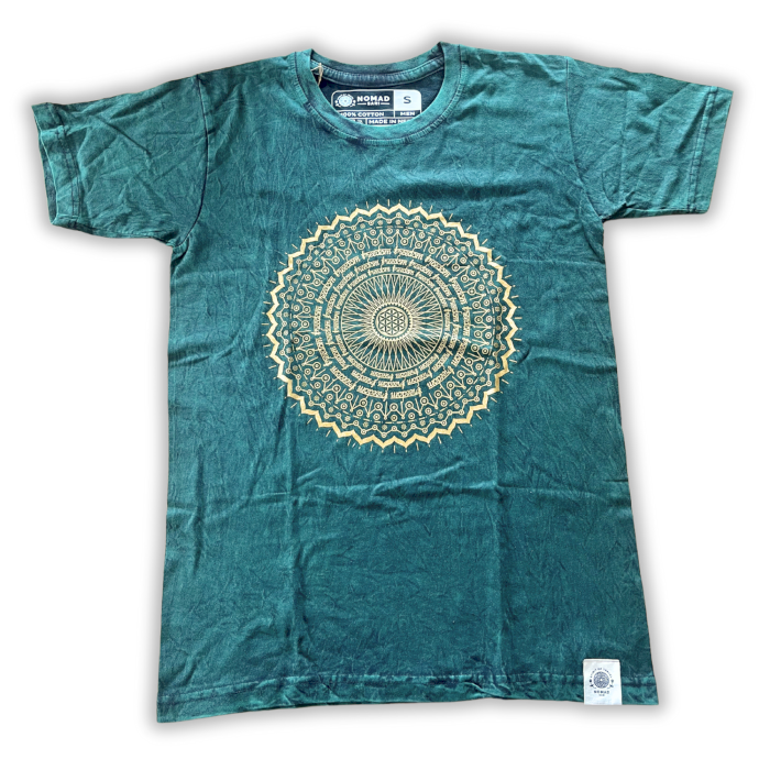 Mandala T-Shirt aus 100 % Baumwolle mit Stonewashed-Effekt